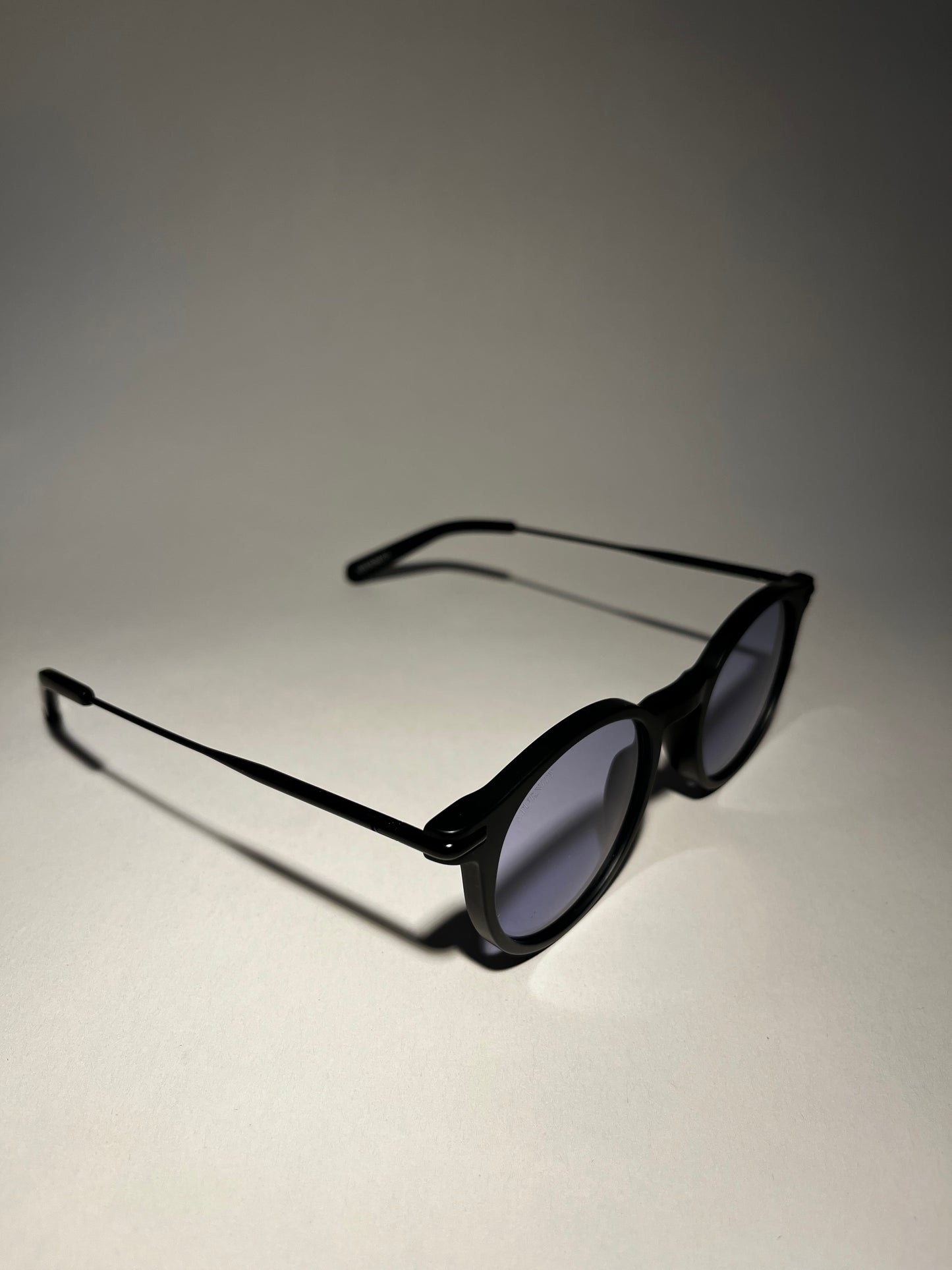 ATTY01 Noir Sky